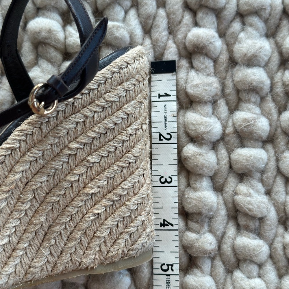Authentic Gucci GG Canvas Wedge Espadrilles - Picture 9 of 9